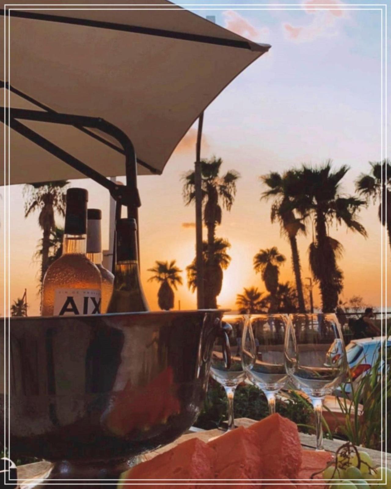 Bugrashov Beach 88 Hotel And Spa Tel Aviv Bagian luar foto